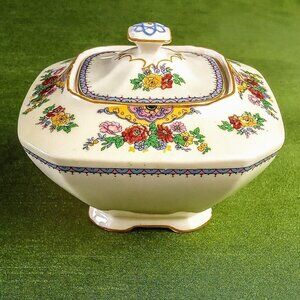 Vintage John Maddock 1930 Ivory Porcelain Covered Sugar Bowl